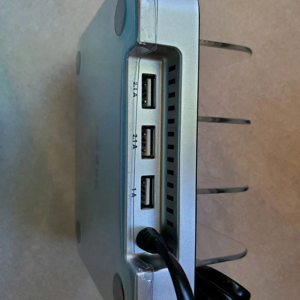 Charging Station - Cellphone or Tablets